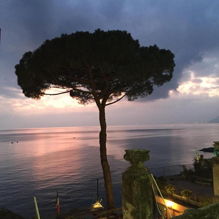 La Casa Della Fiore カモーリ エクステリア 写真
